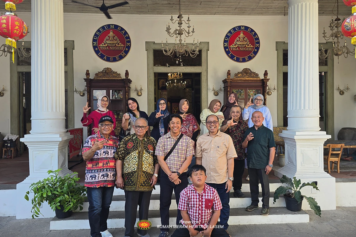 Dokter Kandungan se-Karesidenan Pati Mengenal Batik di Rumah Merah Heritage Lasem